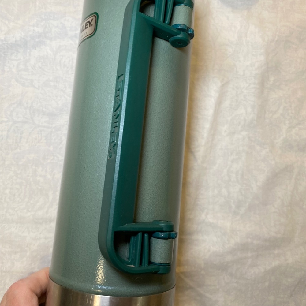 Stanley‎ Classic Vacuum Bottle 1.4 Qt / 1.32L Green Thermos w Handle Cup - Picture 9 of 12